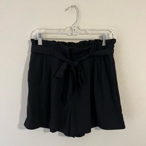 H&M Paperbag Shorts